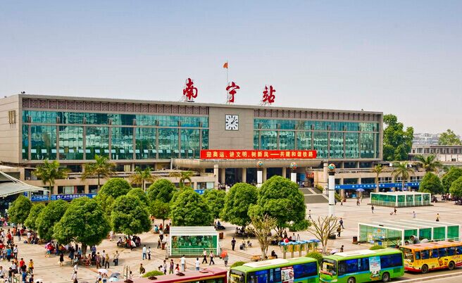 南宁火车站523起开始售卖暑假火车票广东方向车票较为抢手